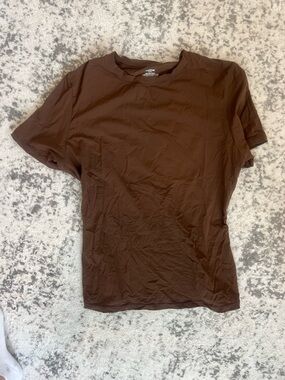 SKIMS Fit Everybody Brown Shirt